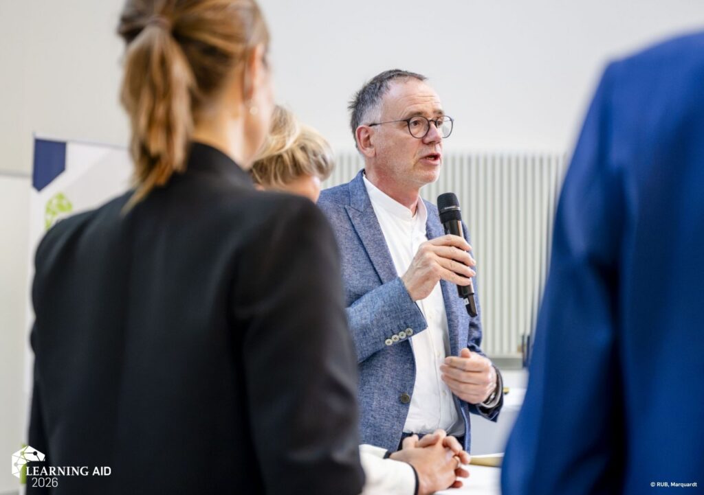 Roger Erb spricht auf der Learning AID