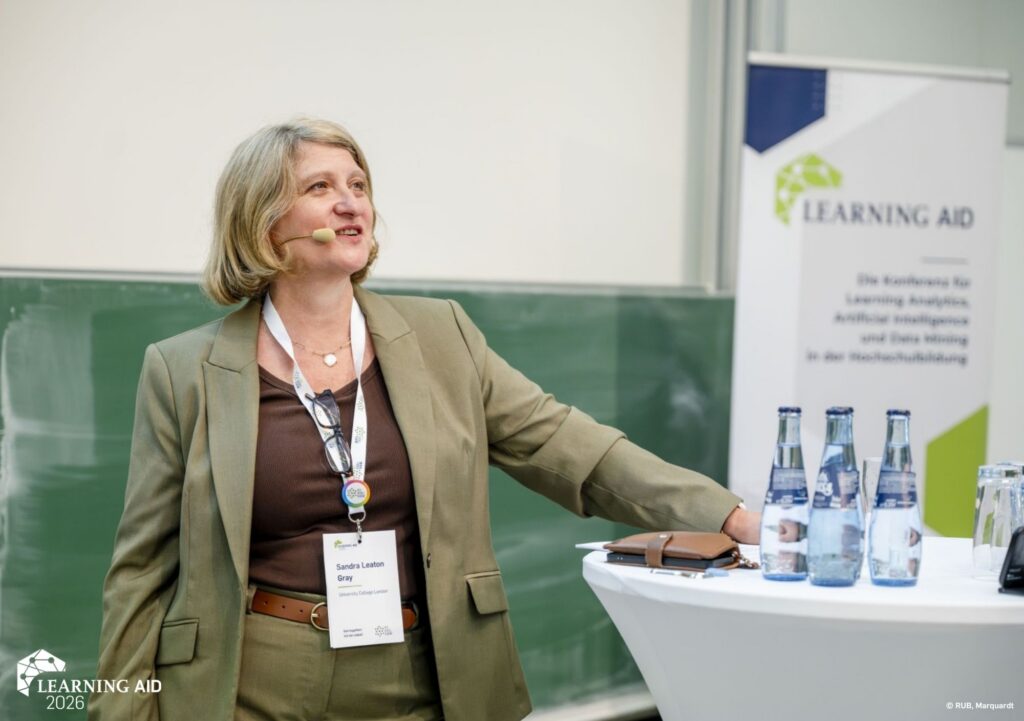 Sandra Leaton Gray spricht auf der Learning AID